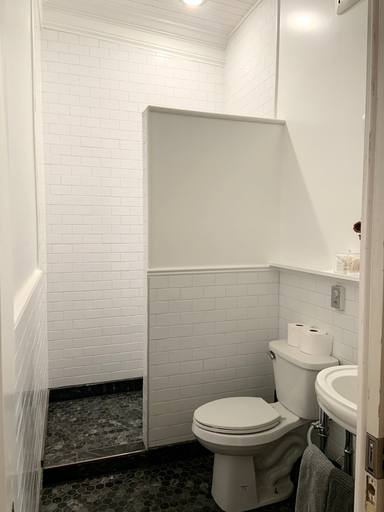 Bathroom 4, Remedies Inn, Monroe
