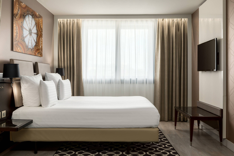 Bedroom 24