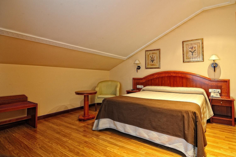 Bedroom 4, Alisi, Burgos