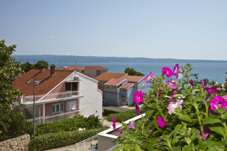 Others 5, Apartment Topic near Beach, Podstrana