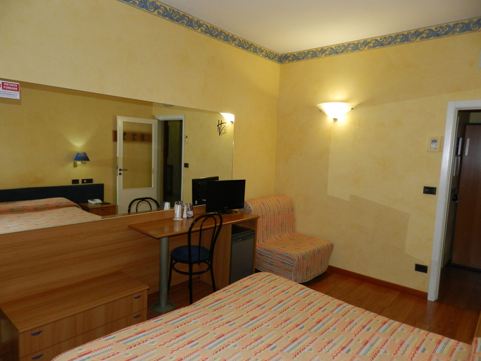 Bedroom 4, Hotel Victoria, Fermo