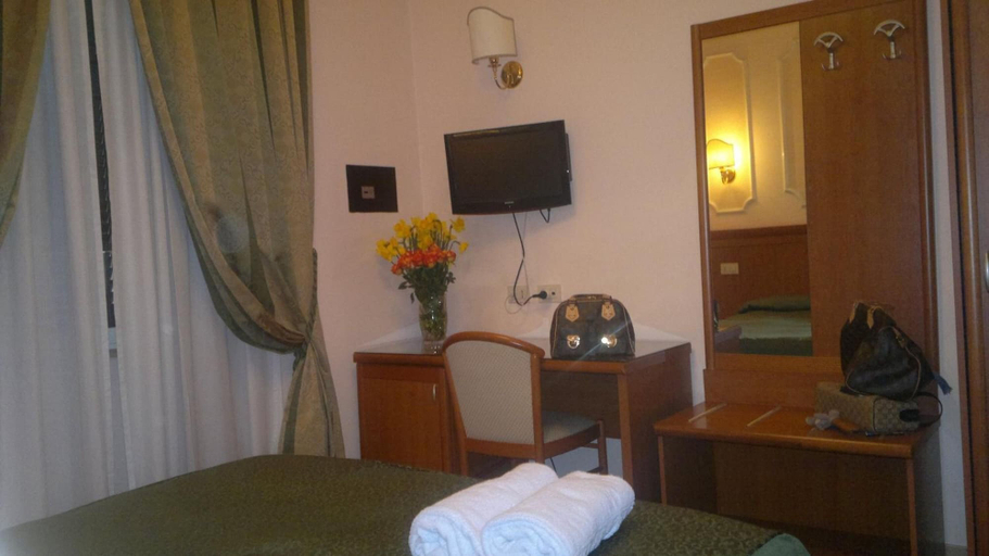 Bedroom 3, Hotel Philia Rome, Rome