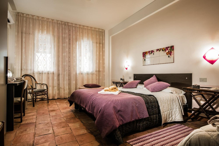 Bedroom 3, Nake Residenza Artistica, Catania