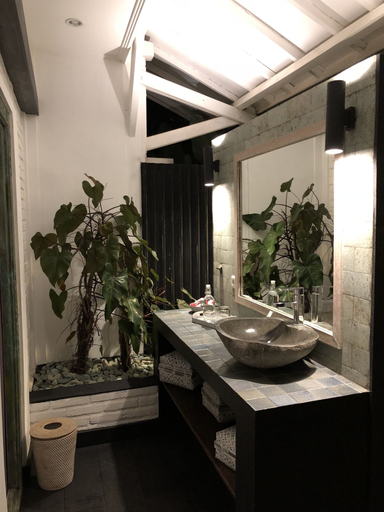 Bathroom 3, Villa Hari Indah, Badung
