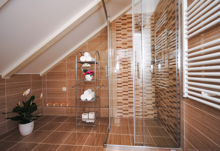 Bathroom 3, Lanterna Rooms, Split