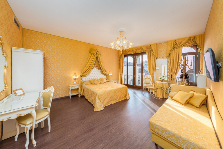 Bedroom 5, La Veneziana Boutique Rooms, Venezia