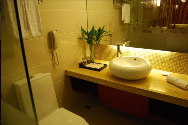 Bathroom 3, Eastern Banshan Hotel, Shenzhen