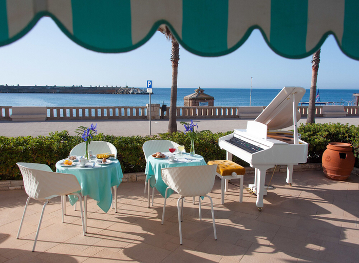 Food & Drinks 5, Hotel Terminal - Caroli Hotels, Lecce