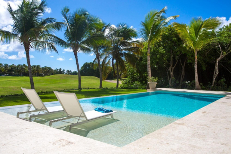 Sport & Beauty 5, Amazing Golf Villa at Luxury Resort in Punta Cana Includes Staff Golf Carts and Bikes, Salvaleon de Higuey