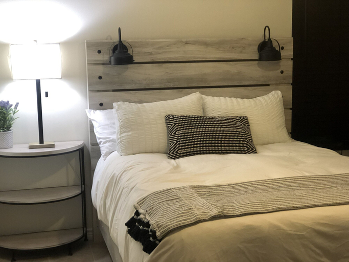 Bedroom 3, Eagle Pass Condo Rentals, Maverick