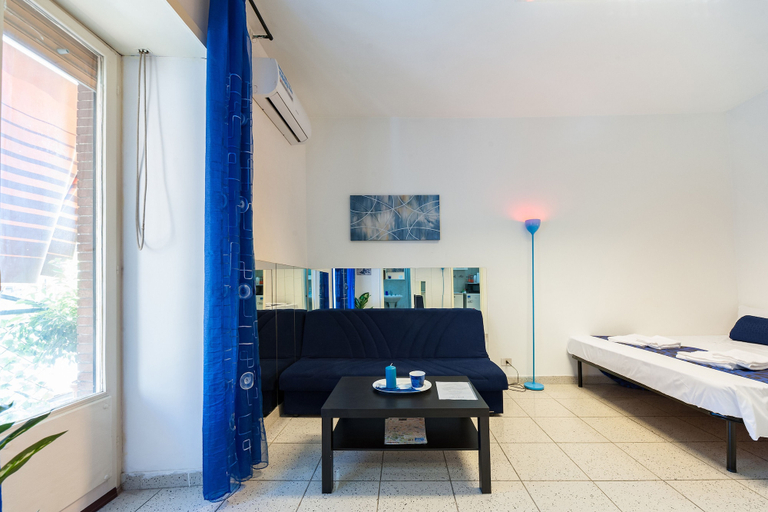 Bedroom 3, Hosting Flats, Rome