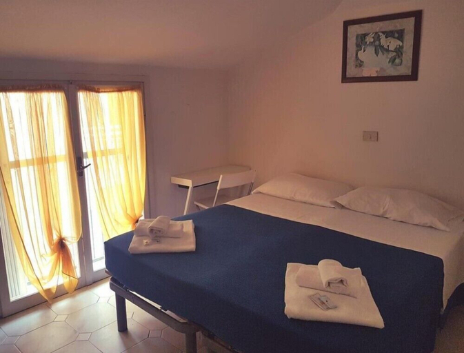 Bedroom 2, Hotel Asso, Rimini