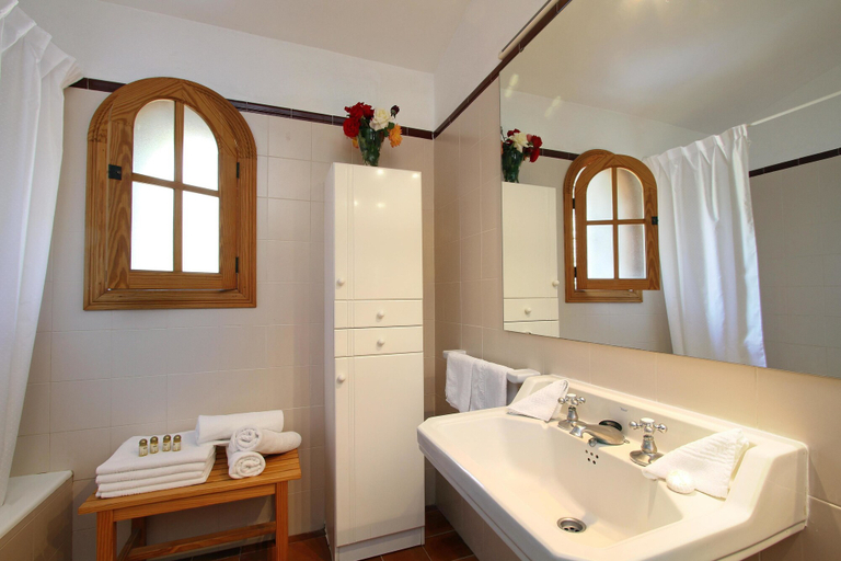 Bathroom 4, Villa Natalia, Baleares