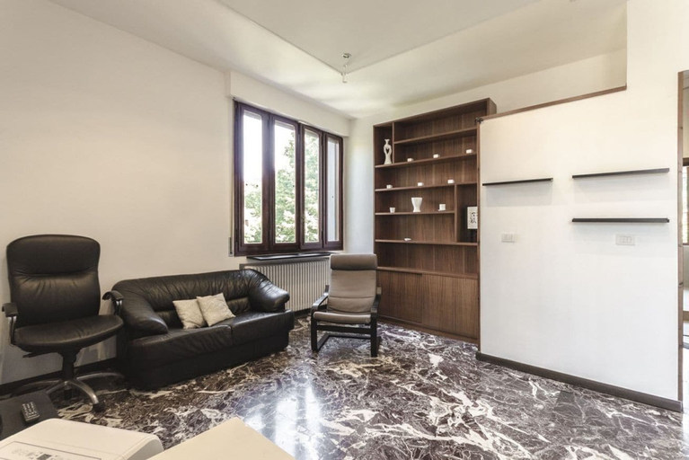 Living area 5, Ferravilla Terrace apartment, Bologna