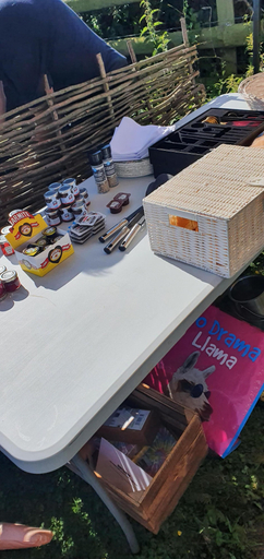 Food & Drinks 5, Glamping With Llamas, Cambridgeshire