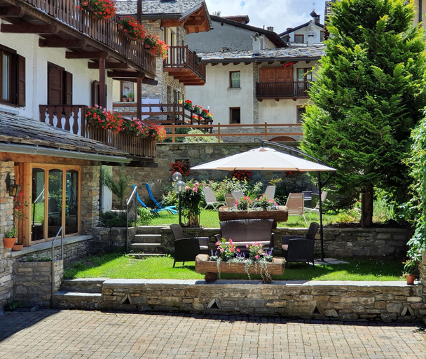 Exterior & Views 2, Hotel Edelweiss, Aosta