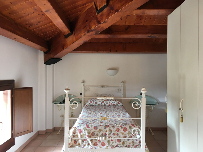Bedroom 2, Hotel Villa Scalabrini, Treviso