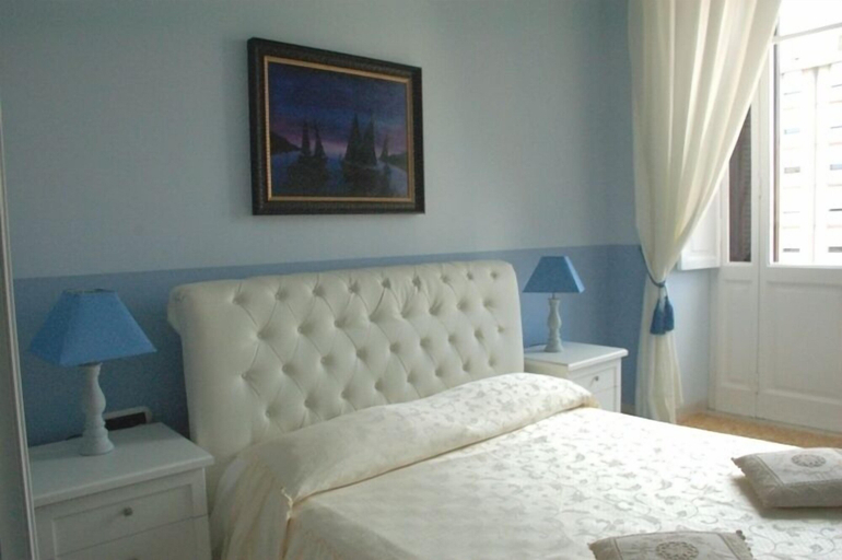Bedroom 3, Charme Holidays Colosseum, Rome