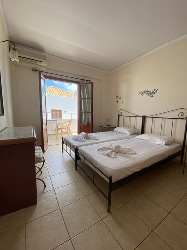 Bedroom 4, Amazones Village Suites, Crete