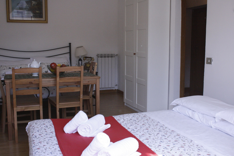 Bedroom 4, St. John Villa, Rome