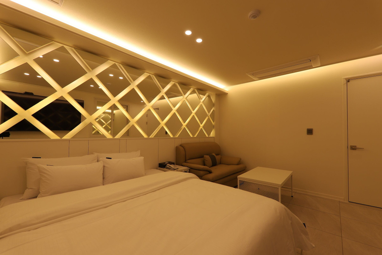 Bedroom 4, Hotel Browndot Chungjang, Buk