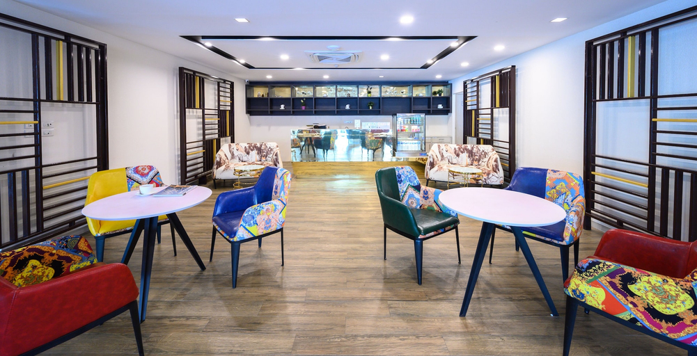 Food & Drinks 4, IWISH Hotel, Muang Nonthaburi