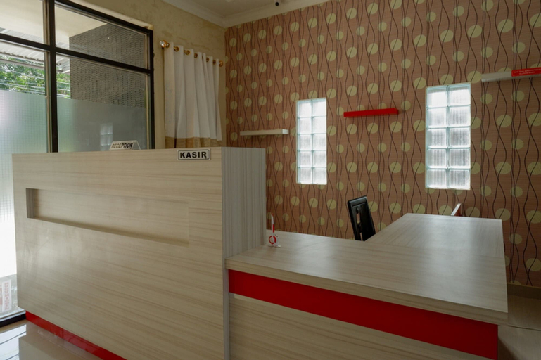 Public Area 2, RedDoorz near Millenium Waterpark Palu, Palu