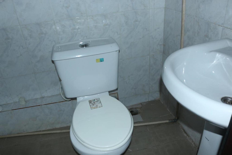 Bathroom 4, Grand Decent Hotel and Suites, Uyo
