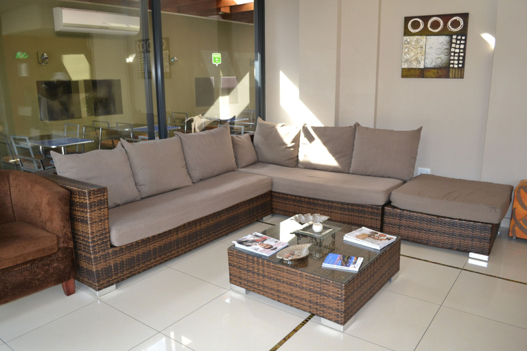 Others 5, Mesami Hotel, eThekwini