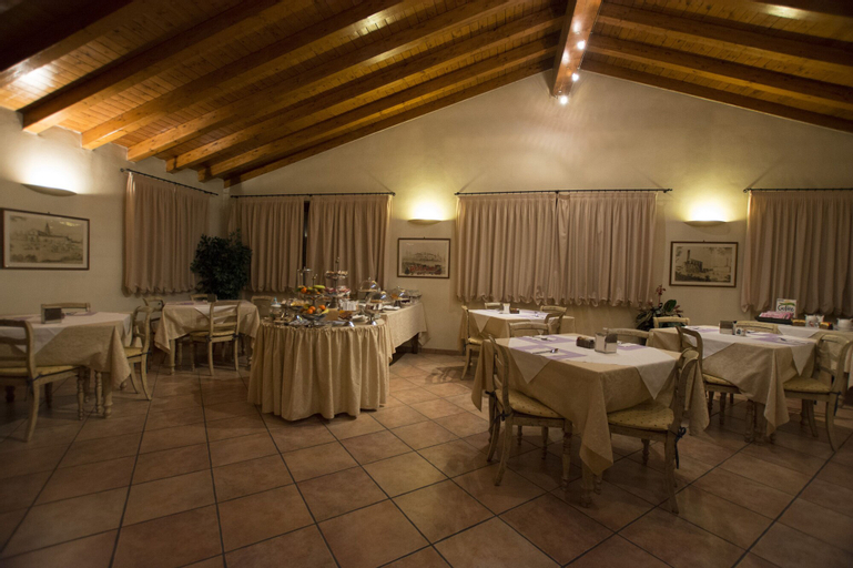 Food & Drinks 5, Adda Hotel, Cremona
