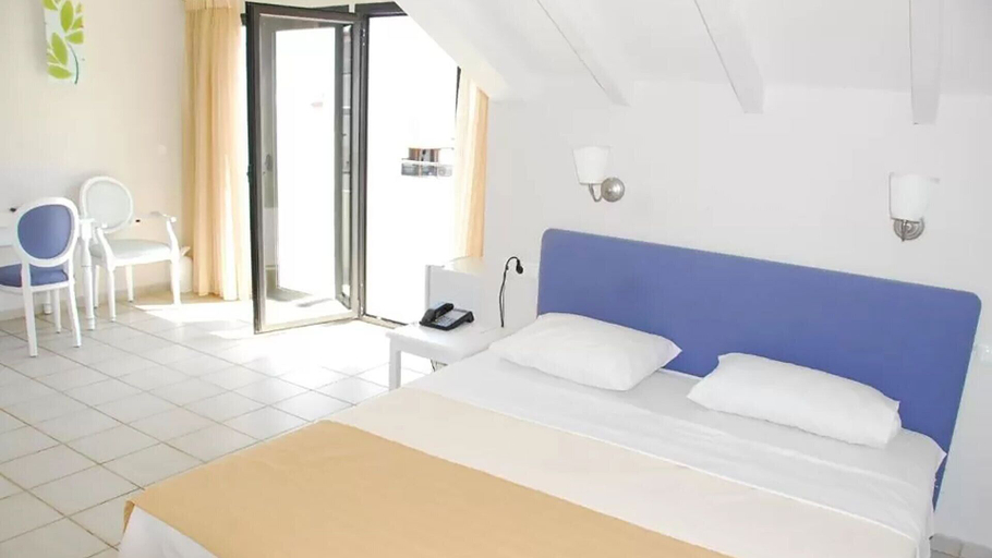 Bedroom 3, Saint George, Central Macedonia