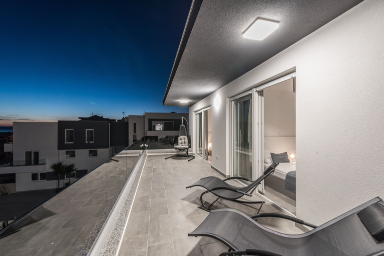 Exterior & Views 2, Villa Magnifica Penthouse with Jacuzzi, Novalja