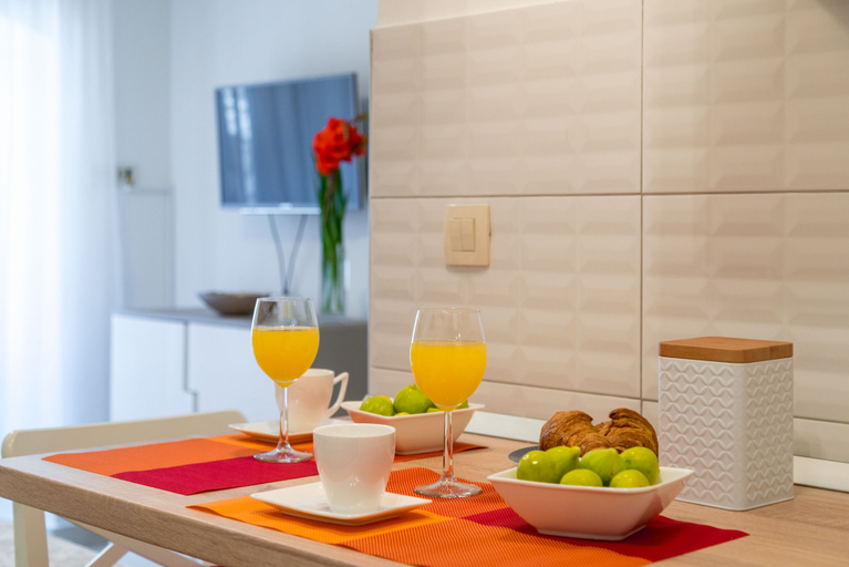 Food & Drinks 3, Split Apartments with Hotel Service, Split