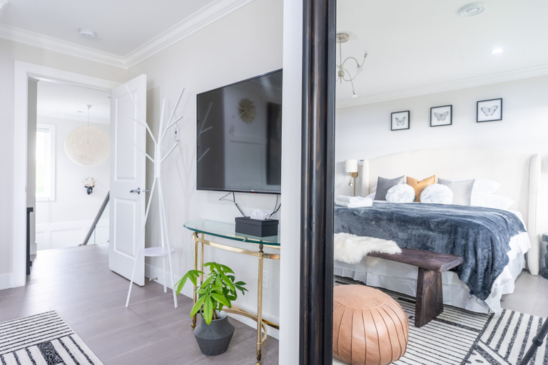 Bedroom 3, Luxury house with 3 bedrooms and 1 office, Greater Vancouver