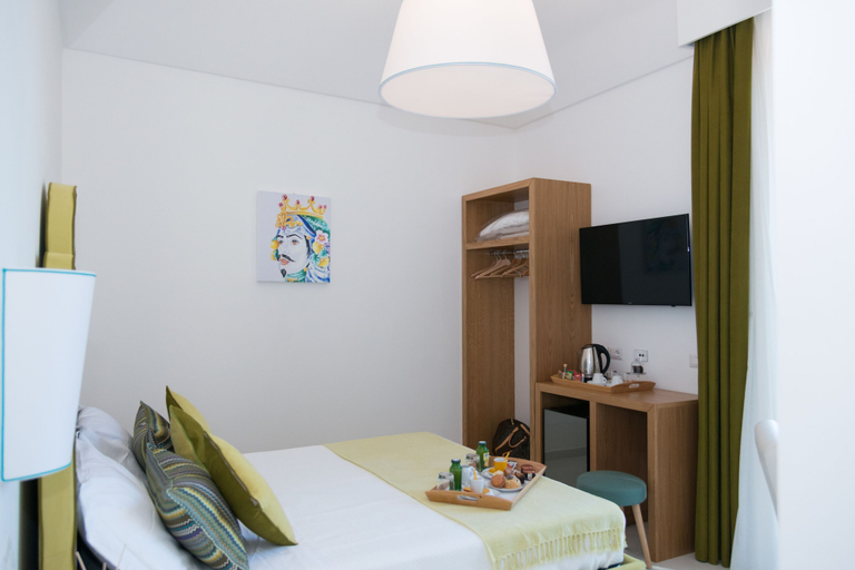 Bedroom 3, Sorrento Stylish Rooms, Napoli