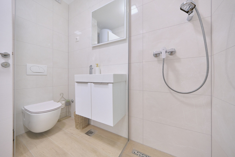Bathroom 2, Apartment Queen, Trogir