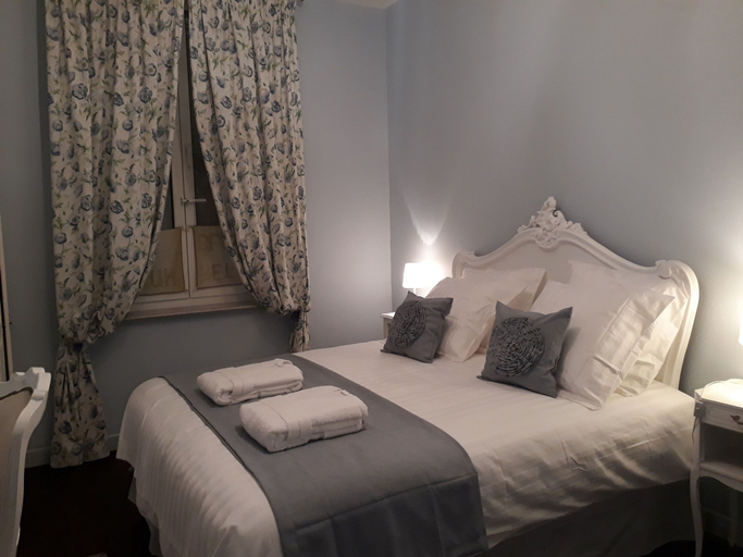Bedroom 3, La Maison Bleue, Nord