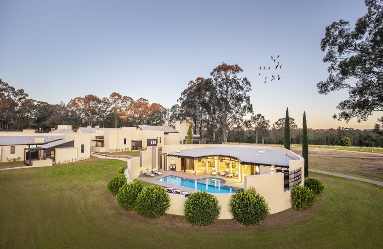 Exterior & Views 2, Tower Lodge, Cessnock