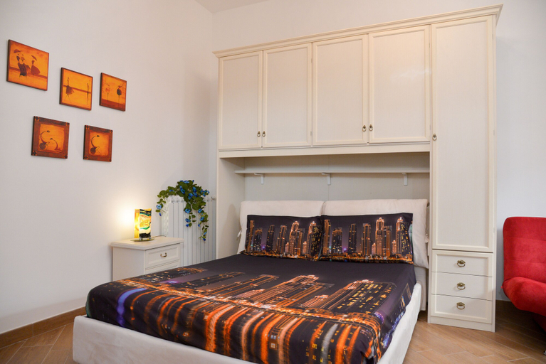 Bedroom 1, Donna Franca, Brindisi