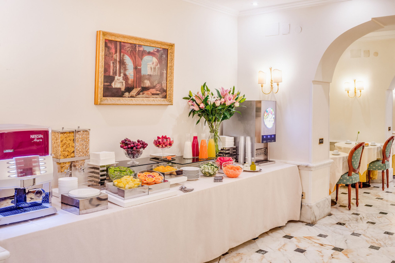 Food & Drinks 5, Raeli Hotel Archimede, Roma