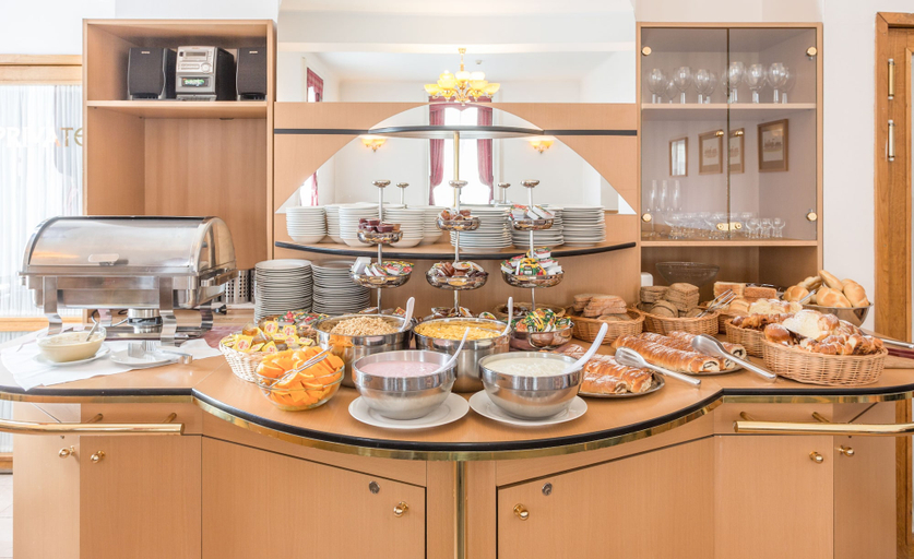 Food & Drinks 5, Hotel City Inn, Praha 1