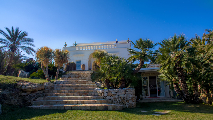 Exterior & Views 2, Plenilunio Beach House, Bari
