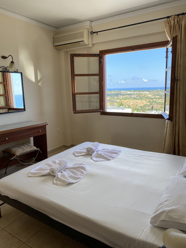 Bedroom 4, Amazones Village Suites, Crete