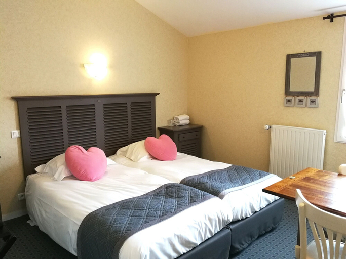 Bedroom 3, Auberge de Carolles, Manche