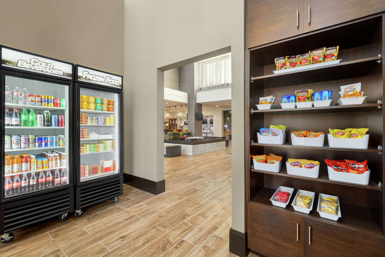 Food & Drinks 5, Embassy Suites by Hilton Round Rock, Williamson