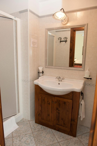 Bathroom 5, Il Tempone, Salerno