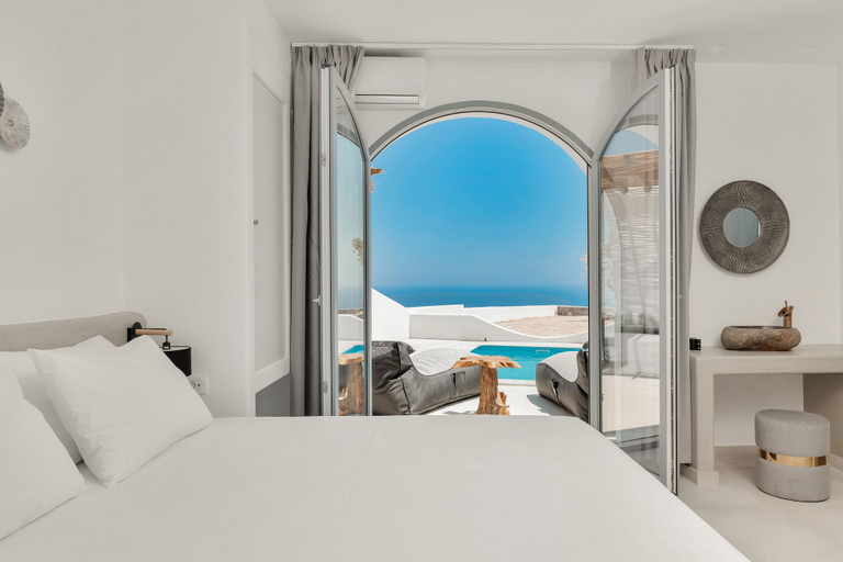 Bedroom 2, Oyster Luxury Suites, South Aegean