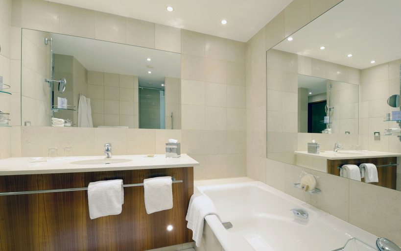 Bathroom 5, Canary Riverside Plaza London, Vignette Collection by IHG, London
