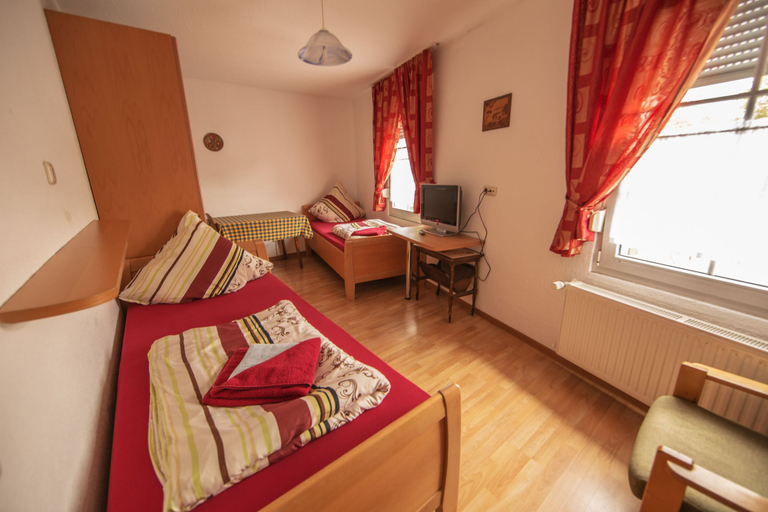 Bedroom 4, Hotel Burghof, Städteregion Aachen