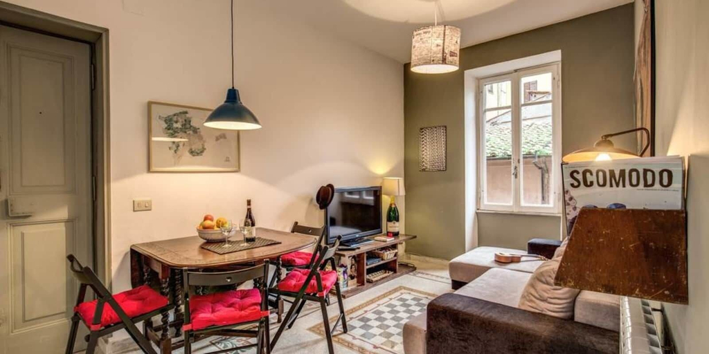 Living area 4, Monti Coliseum 3 bedroom 2nd floor, Roma